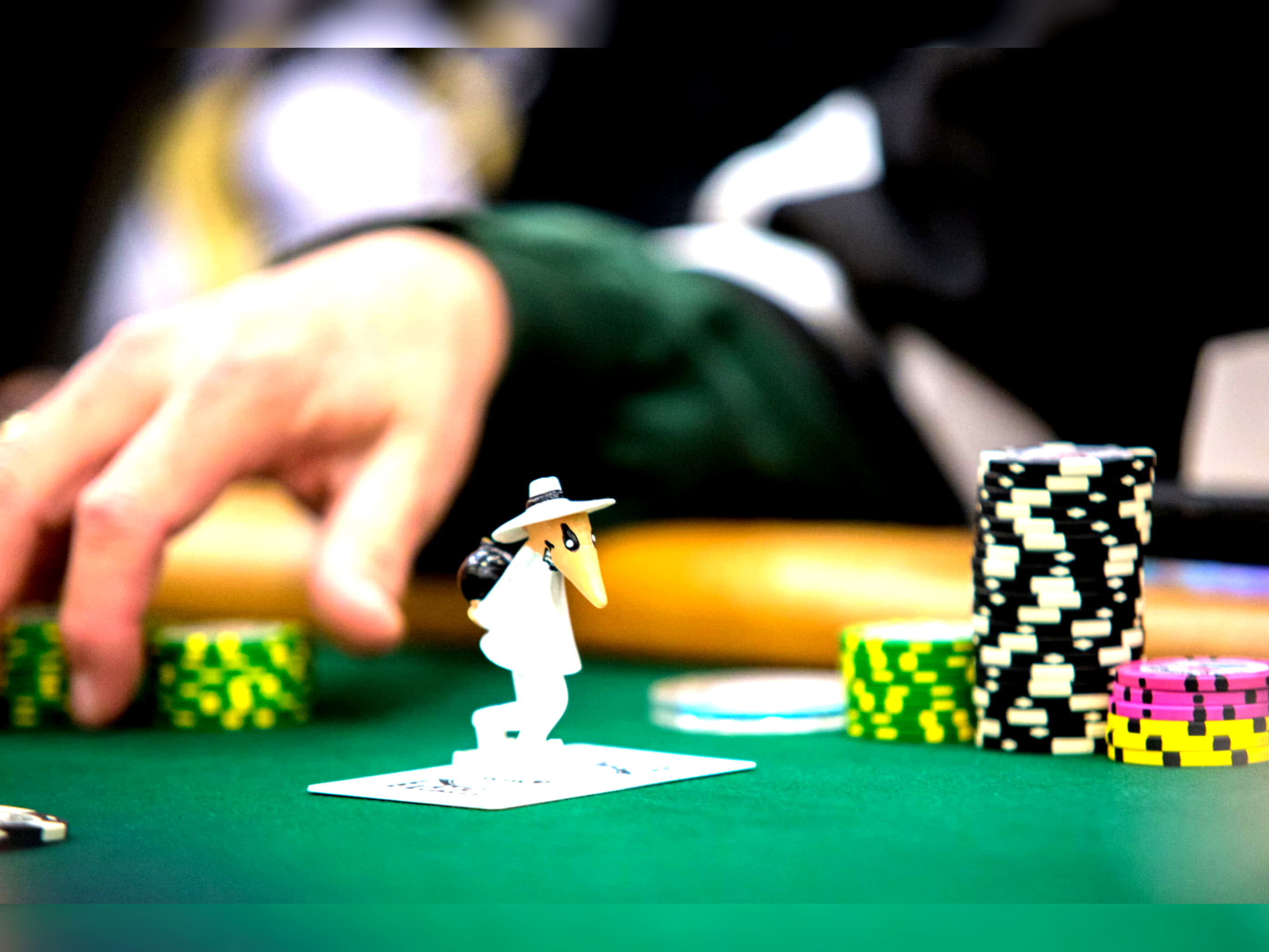 905% Casino match bonus at Mongoose Casino