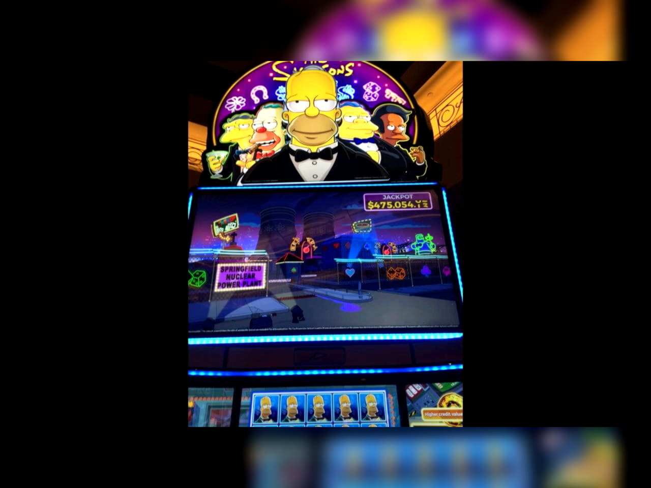 99 Free Spins at Royal Panda Casino