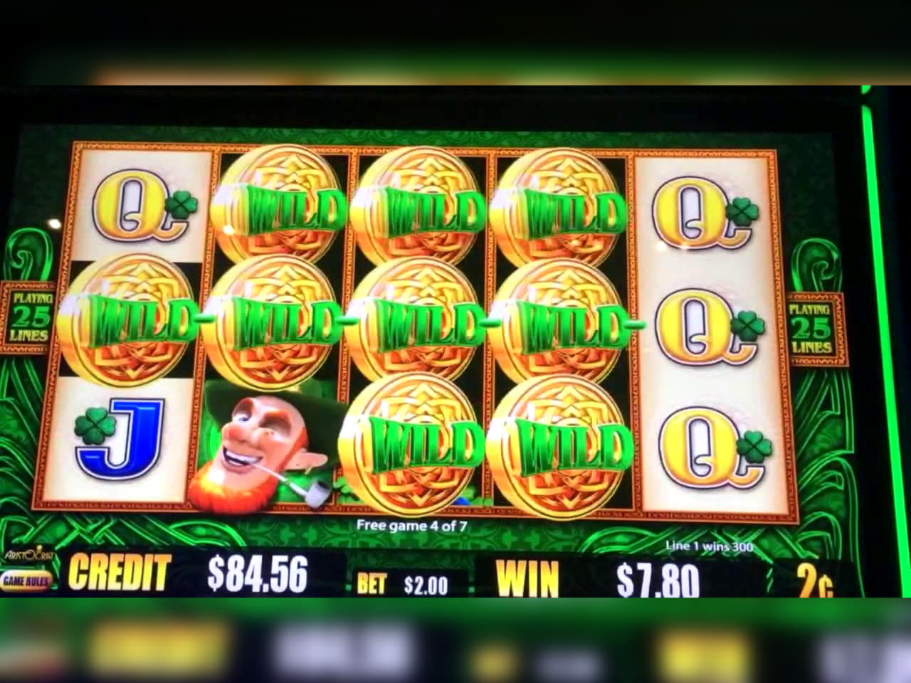 66 Free spins casino at Casinia Casino