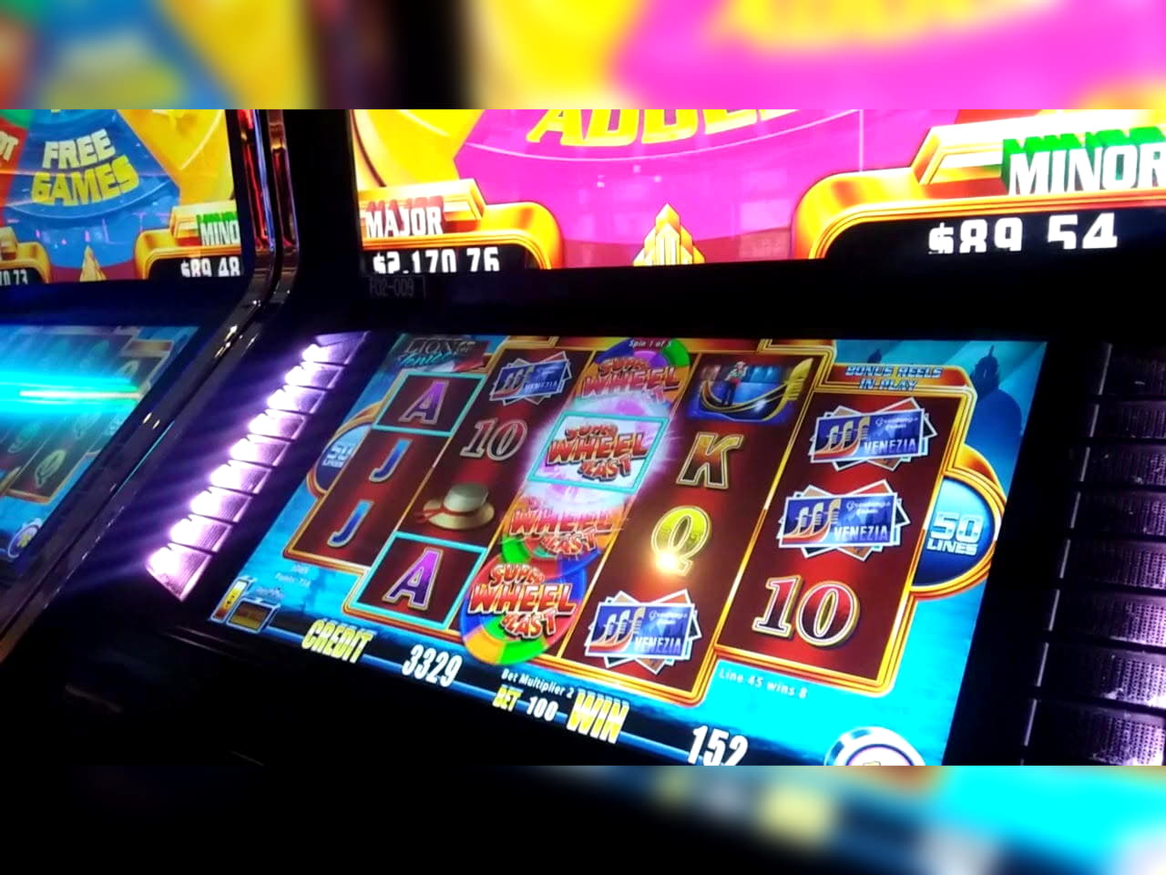 Eur 230 free chip casino at Spins Royale Casino