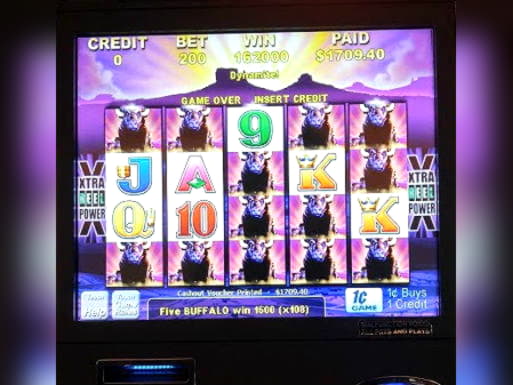 £605 Casino chip at Leo Dubai Casino