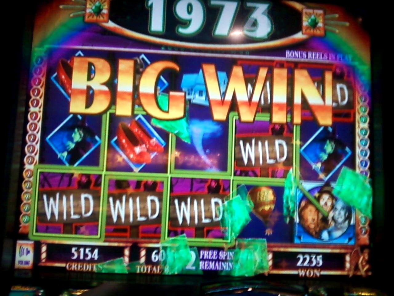 350% Signup casino bonus at Estonia Casino 