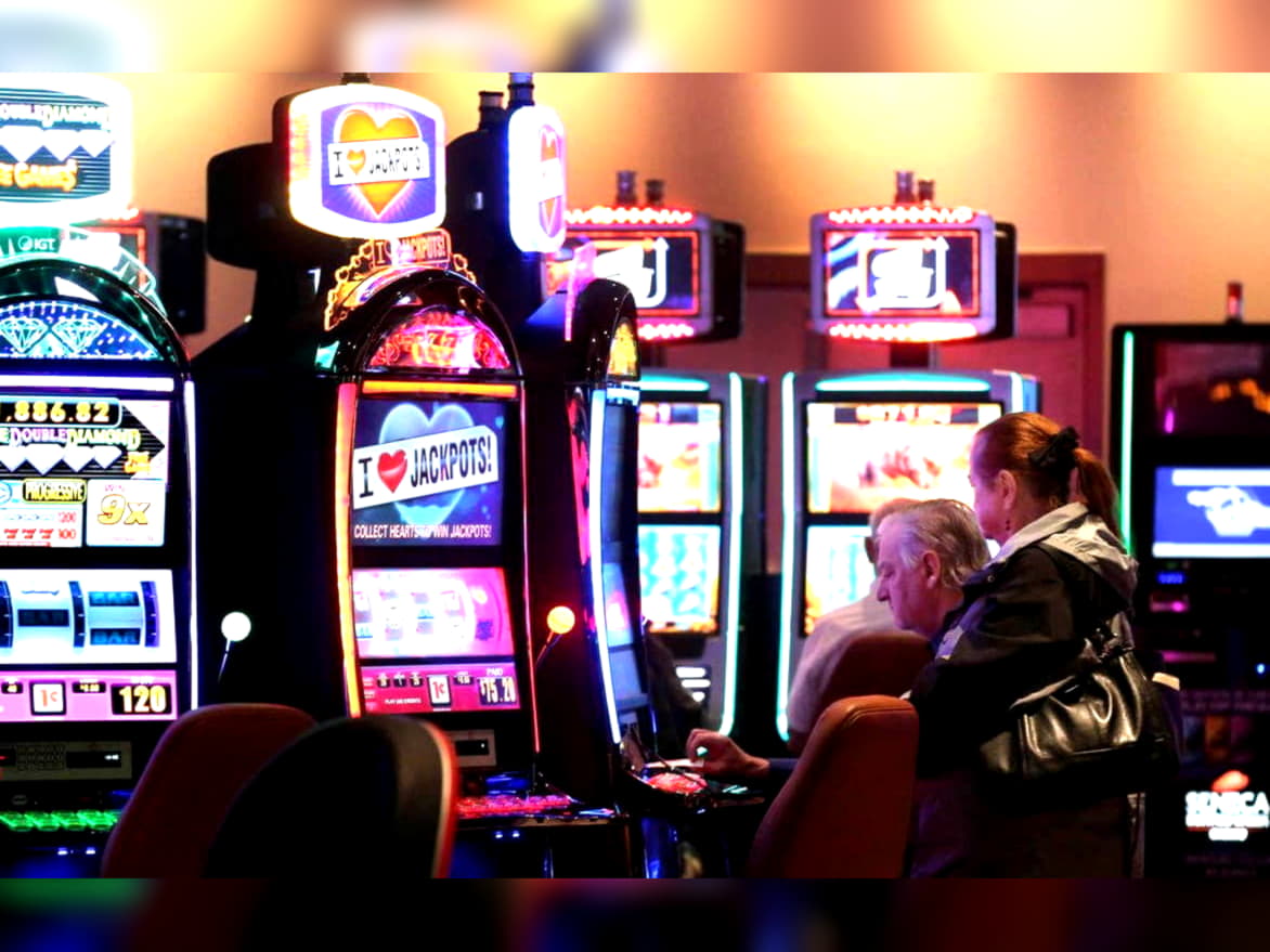 EURO 615 Daily freeroll slot tournament at Casino Classic