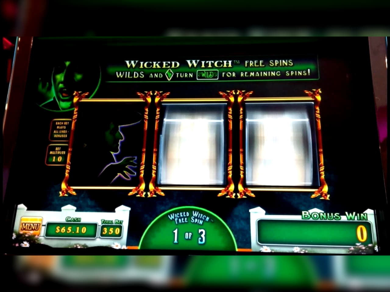 11 Free spins casino at Buzzluck Casino