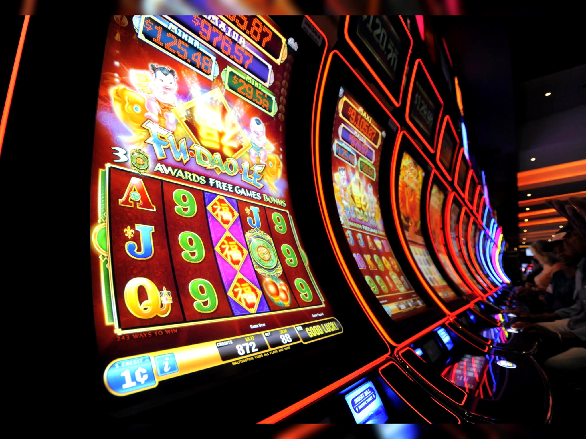 Eur 870 Free Casino Tournament at Cash Bull Casino 