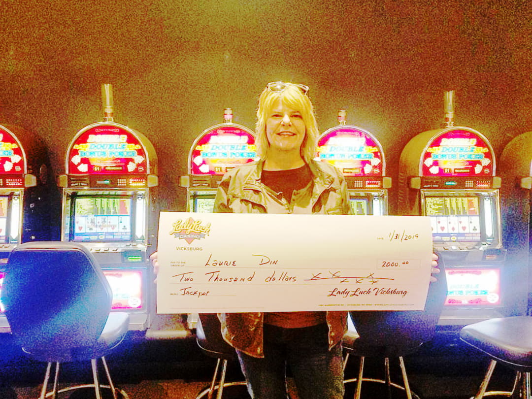 $450 FREE Chip at Leo Vegas Casino