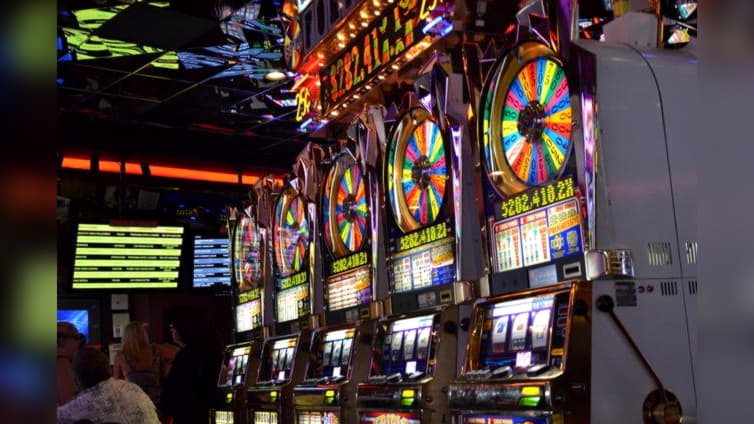 €295 Mobile freeroll slot tournament at Europa Casino
