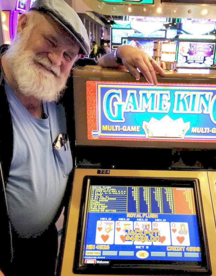 €965 Daily freeroll slot tournament at Alf Casino