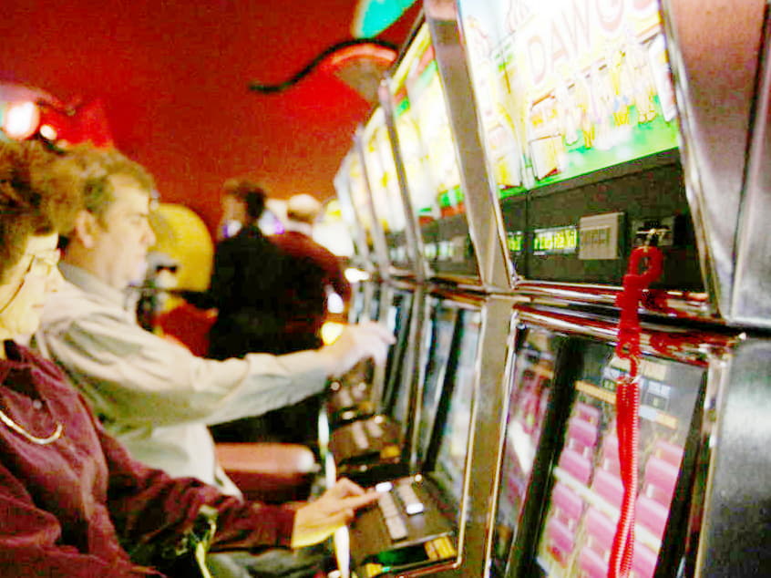 EUR 2905 no deposit bonus at Guts Casino