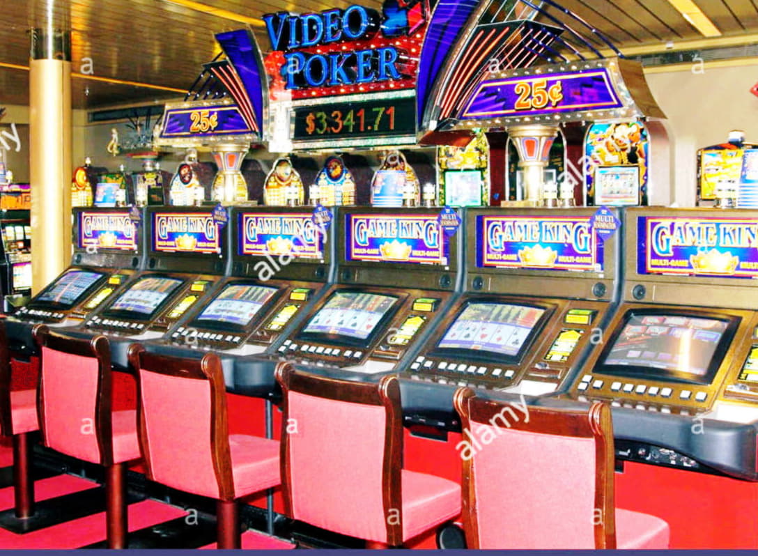 Eur 190 Daily freeroll slot tournament at Casino Luck