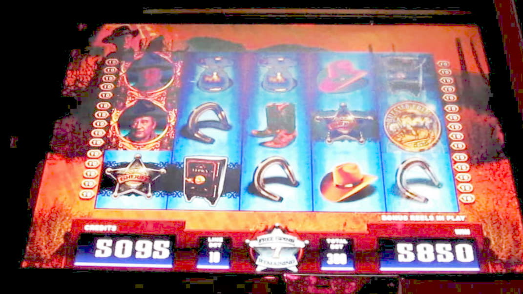 €530 Mobile freeroll slot tournament at William Hill Casino