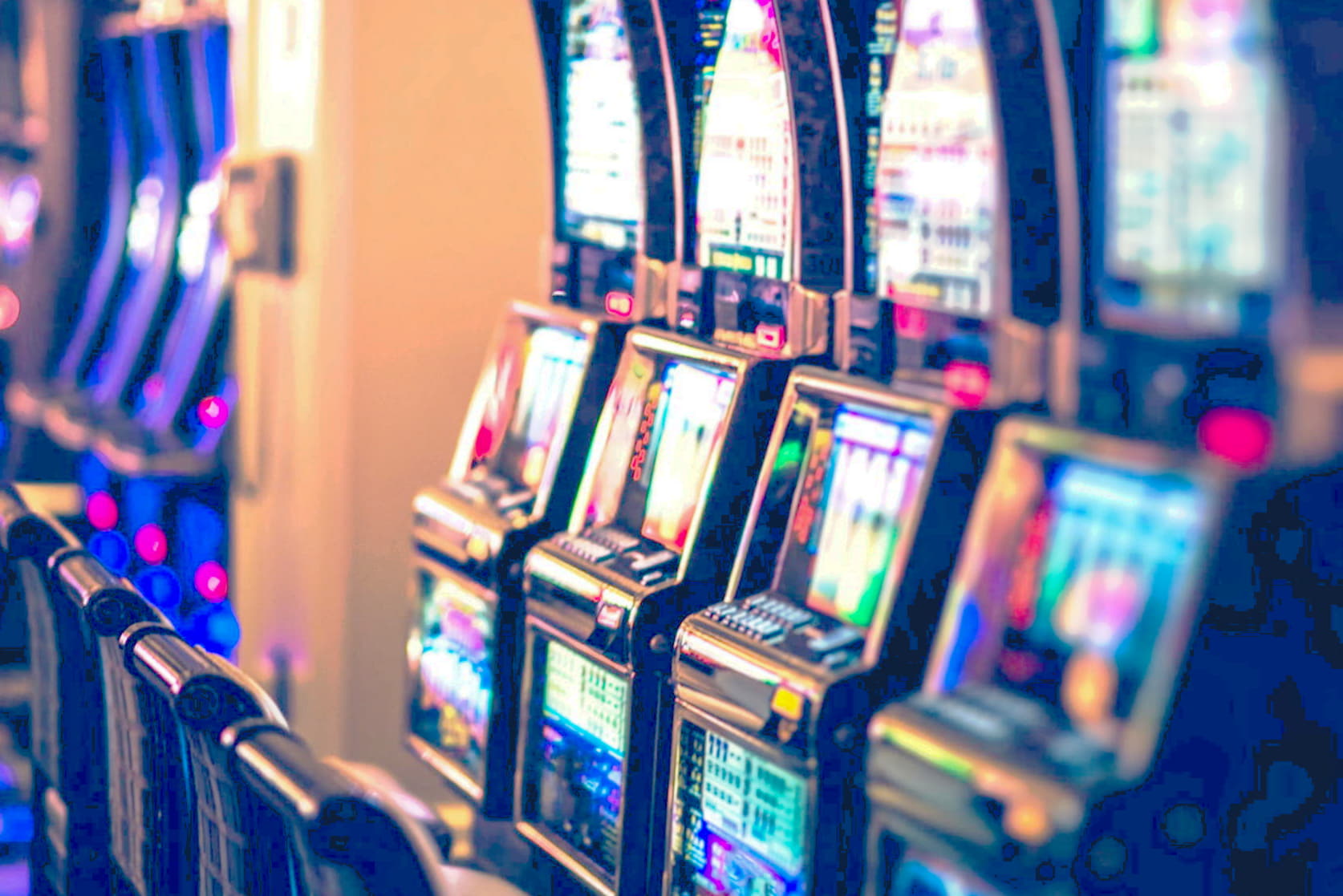 $945 Daily freeroll slot tournament at Eurogrand Casino
