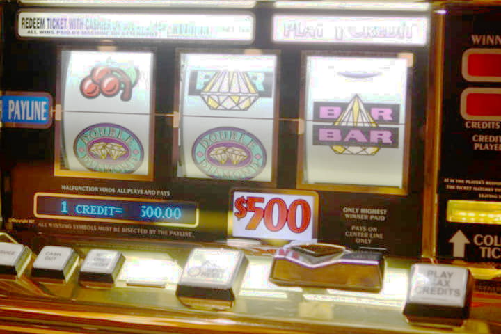 EURO 585 FREE CASINO CHIP at William Hill Casino