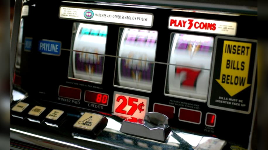 £444 Mobile freeroll slot tournament at 888 Casino