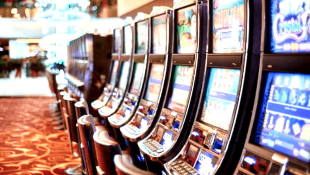 €2800 No deposit bonus code at Casino com