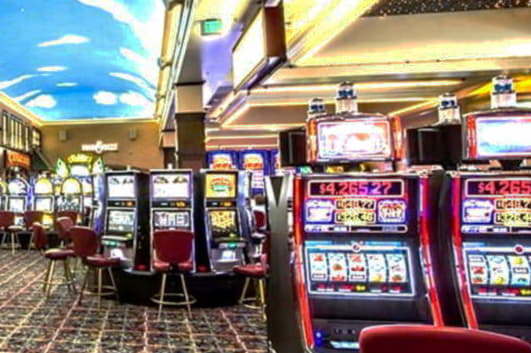 €240 Daily freeroll slot tournament at Europa Casino