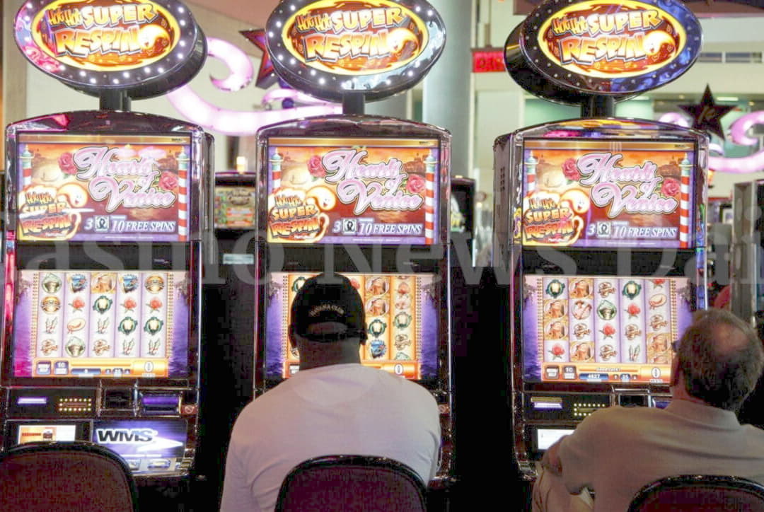 95 FREE SPINS at Licensed Casino 