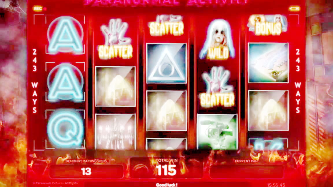 $735 Daily freeroll slot tournament at Spin Palace Casino