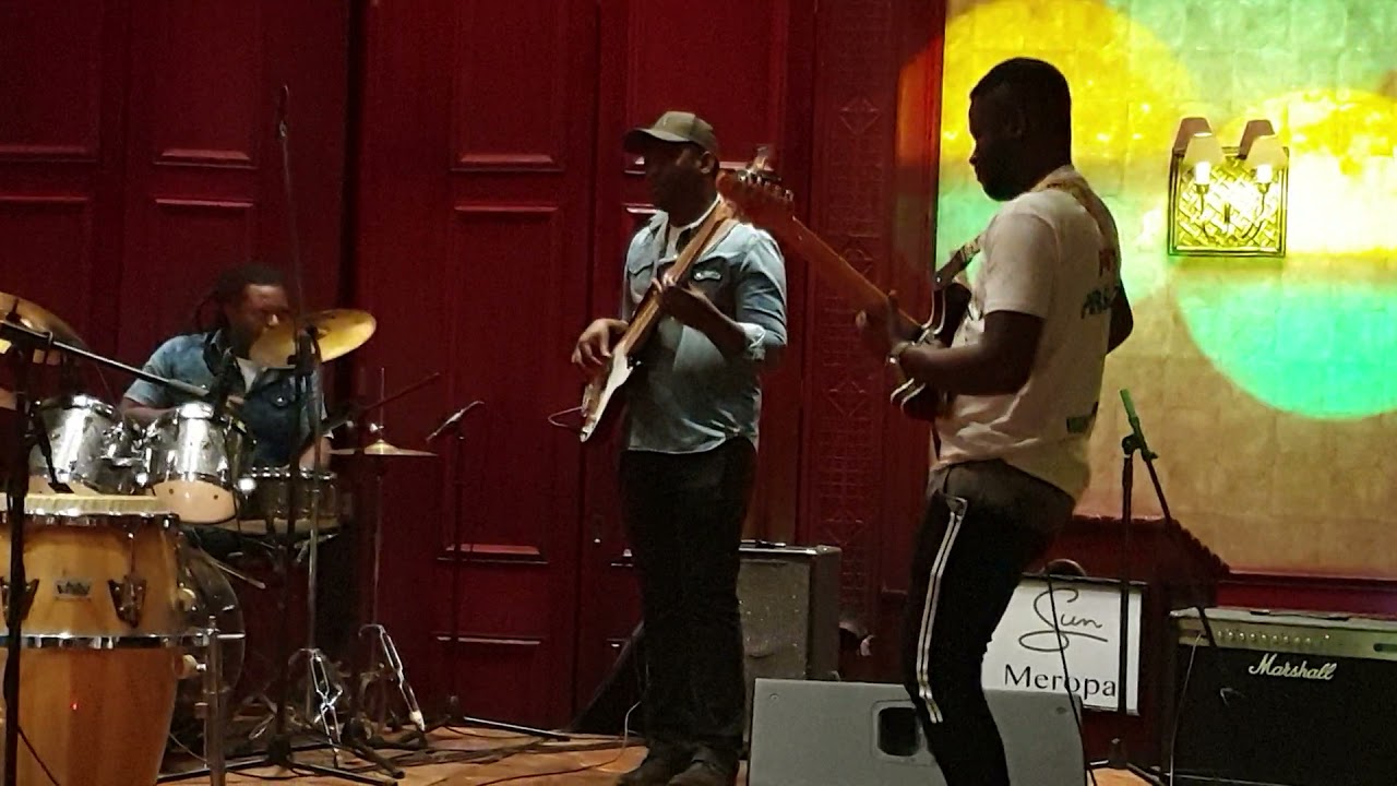 Colbert Mukwevho Performs "Vhutshilo Vhuya Dura" Live. #colbertmukwevho #tshigotshanama #nnenainwi