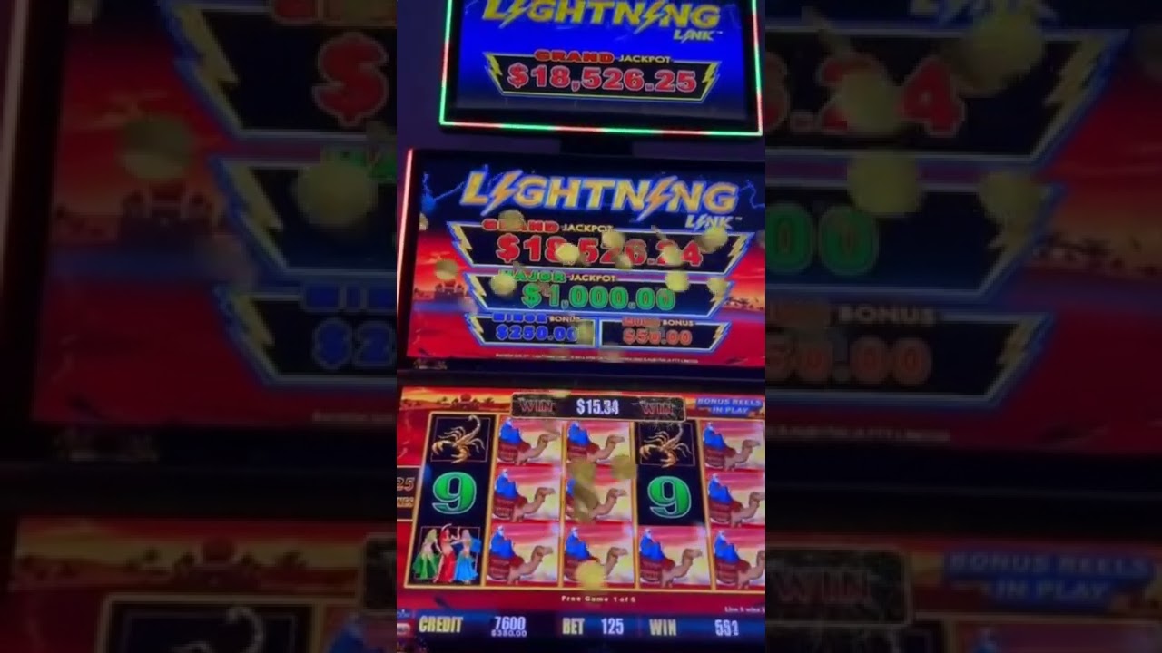 Lightning Link South African Casino Big Win! + No Deposit Bonus Code #shorts